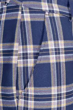 Close-up of blue and white plaid fabric with checkered pattern Stockfoto's