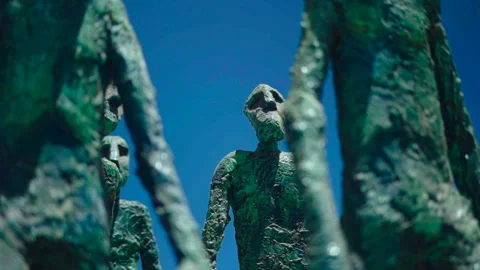 Close-up of blue memorial sculpture at Chacabuco Vidéo 337874745