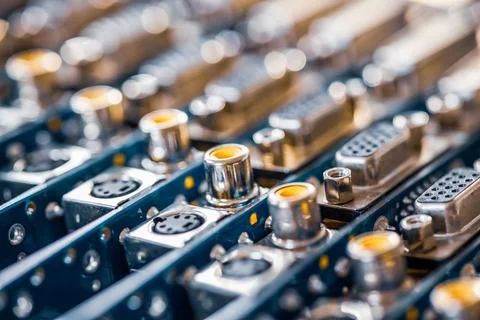 Close-up blurry metal sockets on a computer video board Stock-Fotos