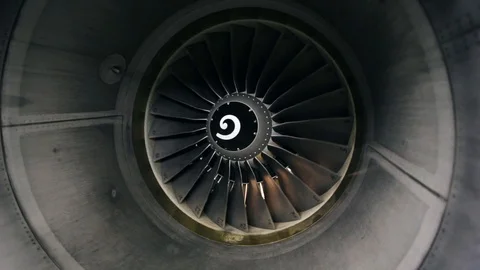 Close-up of Boeing 737 engine turbine 動画素材 102617540