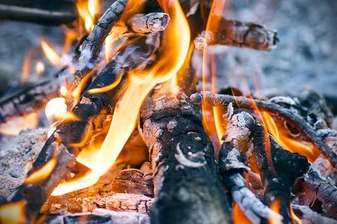 Close-up of bonfire flame in the night, as background Foto stock