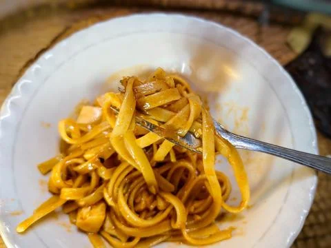Close up of a bowl of spaghetti using egg tofu Stock Photos