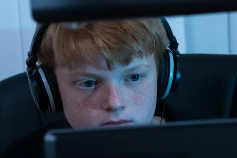 Close-up Of A Boy Working On Computer Foto stock