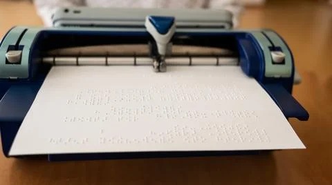 Close-up of a braille typewriter on a desktop. Stock-Fotos