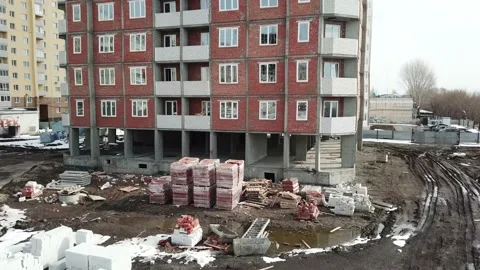 A close up of a brick building Vídeos de archivo 133601684