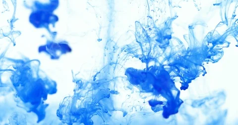 Close up bright blue colored drop in the water , abstract motion movement of Vídeo Stock 91772624