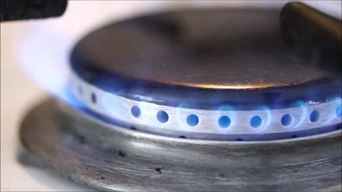 Close-up burning gas stove in the kitchen Video stock 154419086