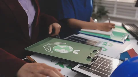 Close up of business people shaking hands over ESG strategic commitment wor.. Stock Footage 327227948