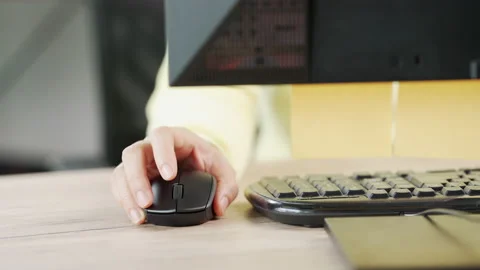 Close up A business woman's typing on computer keyboard at desk office, close Stock-Footage 157889085