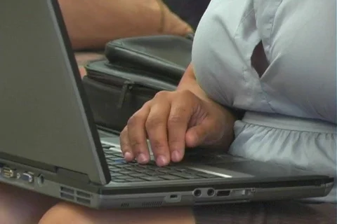 Close-up of Businesswoman's Laptop Computer Stockbeeldmateriaal 328534