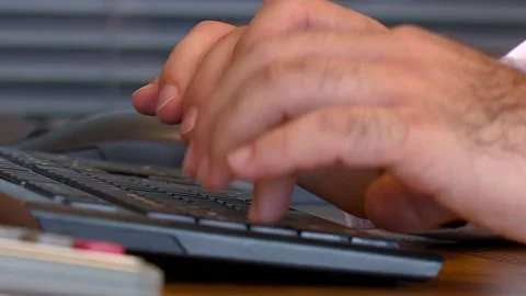 Close up bussiness man hands typing on keybord in office. Stock Footage 132427939