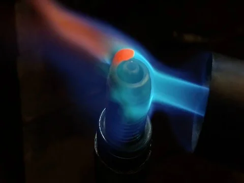 Close-up. Calcination of the spark plug. Video stock 102247863