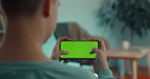 Close up of cell phone with chroma key screen in male hands Stock Footage 162822801