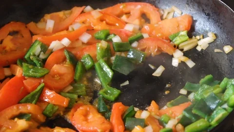 Close up of a chef preparing a Mexican food recipe Video stock 122408045