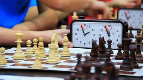 Close-up of chess game tournament with clock. Time lapse Video stock 9446297