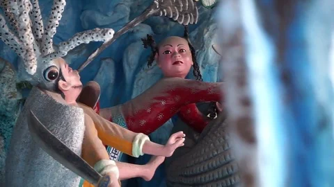 Close Up On Chinese Statues Stock-Footage 81723964