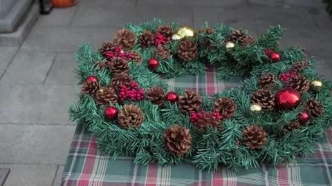 Close up of Christmas wreath Stockbeeldmateriaal 264605229
