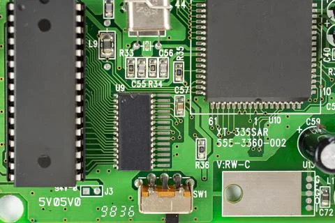 Close-up of a circuit board with microcircuits from an electrical appliance o Foto stock