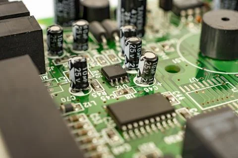 Close-up of a circuit board with microcircuits from an electrical appliance.. Foto stock