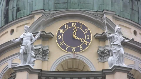 Close up of clock tower at Charlottenburg palace zoom out Video stock 44338997