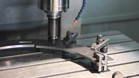 Close-up CNC  Machine milling drilling steel part Vidéo 60235469