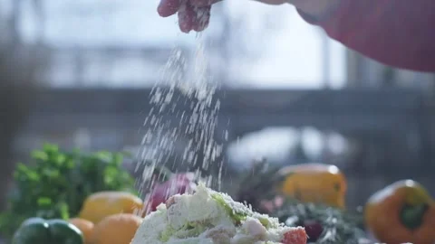 Close-up of coarsely chopped Caesar salad with chicken fillet in the ceramic Vídeos de archivo 204870025