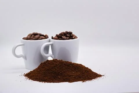 Close-up of coffee beans on white background Foto stock