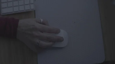 Close Up of Computer Mouse Being Used Vidéo 85067928