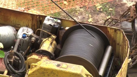 Close-up of a construction winch in operation, winch working, winch on a cons Video stock 295786187