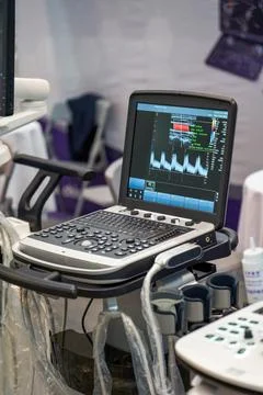 Close-up of the control computer of the multifunctional medical equipment Foto stock