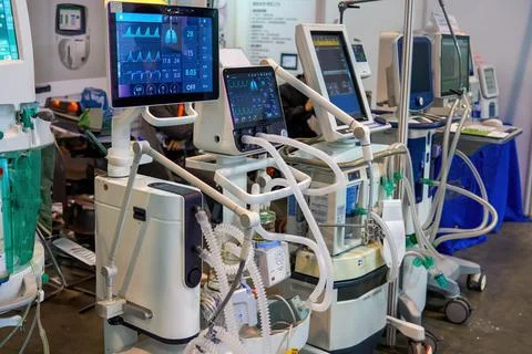 Close-up of the control computer of the multifunctional medical equipment Foto stock