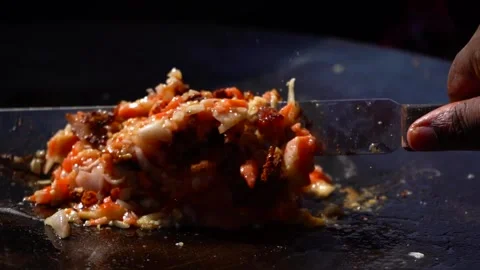 Close-up of cooking a Egg with  vegetables in  pan 動画素材 133270488