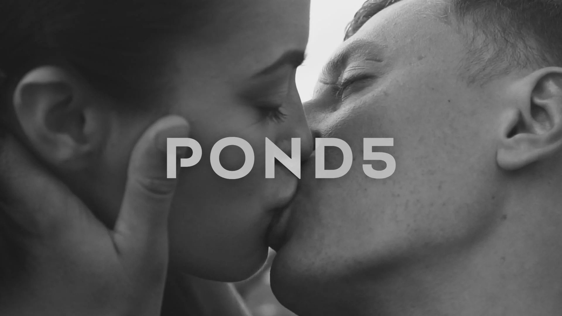 kissing Photos - PIXTA