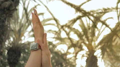 Close-Up of Couple’s Hands Dancing Tango. Primer Plano de Manos de Pareja Stock Footage 291396317
