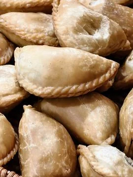 Close up Crispy Deep-Fried Curry Puff Pastry Snacks Stock Photos
