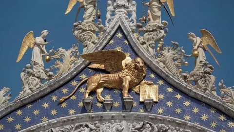 Close up detail of the Gothic architecture &amp; the Lion of St Marks,  Saint Mar Stock Footage 83369089
