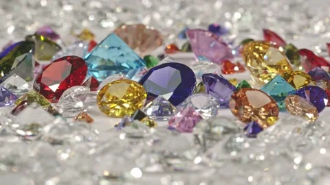 Close up Diamonds of various sizes are placed together in a circle. Stock Footage 152926578