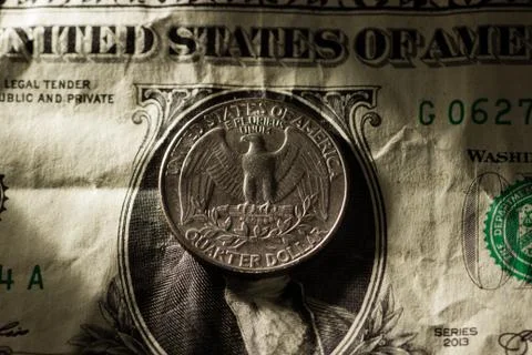 Close up of eagle on the american dollar quarter bill 스톡 사진