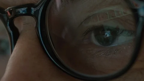 Close up of elderly man eyes reflecting the computer screen. Stock-Footage 88219168