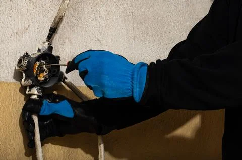 Close-up of electrician working on electrical connection Stock-Fotos