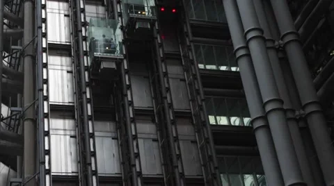 Close-up of elevators on the exterior of the Lloyds of London building 스톡 동영상 59736887
