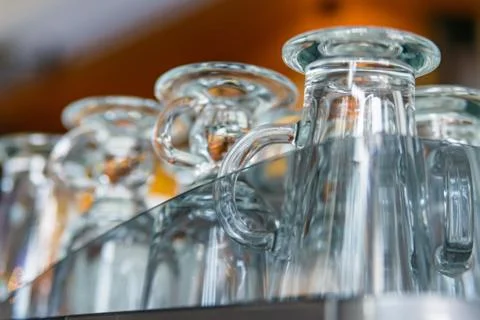 Close up empty glassess in restaurant Foto stock