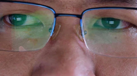 Close up eyes of business man on using computer Stock Footage 37517940