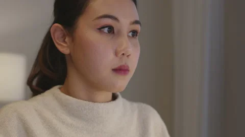 Close up face asia female developer looking at computer notebook 스톡 동영상 152544815