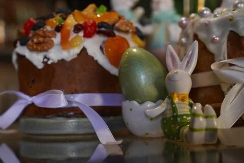 Close-up of a festive Easter cake topped with dried fruits and nuts, adorne.. 写真素材