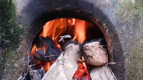 Close-up FIRE, Firewood in a traditional stone stove Video stock 302320139