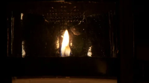 Close up of flame burning in candle at Catholic church. 스톡 동영상 106589723