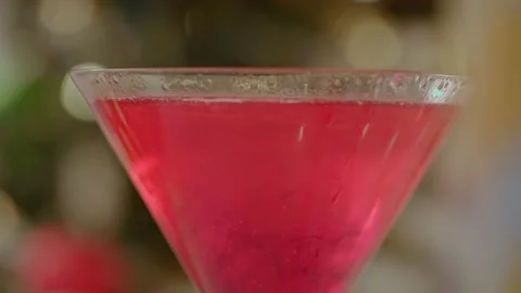 Close up of flavoring syrup being added to traditional holiday drink 库存影片 220755739