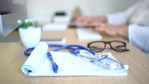 Close Up Footage of Doctor Using Computer . Stock Footage 127197277