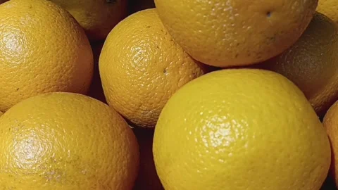 Close up of fresh sweet oranges fruit at the supermarket. Video stock 278500972